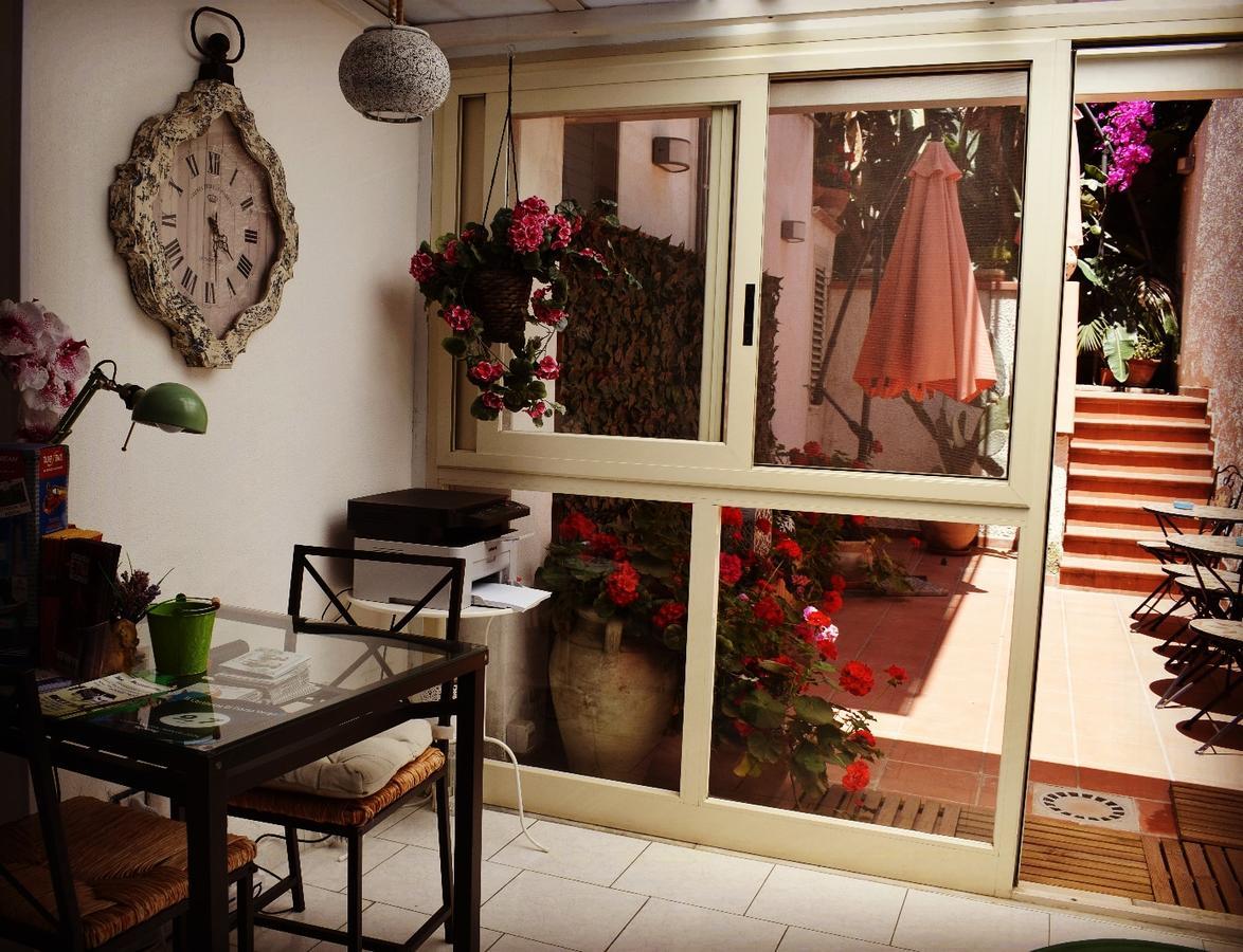 Il Cortiletto Di Piazza Verga Катания Экстерьер фото